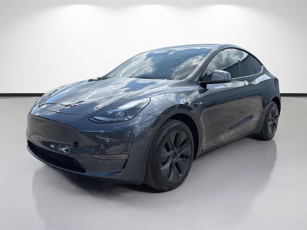 TESLA MODEL Y LONG RANGE DUAL MOTOR ALL-WHEEL DRIVE - 7