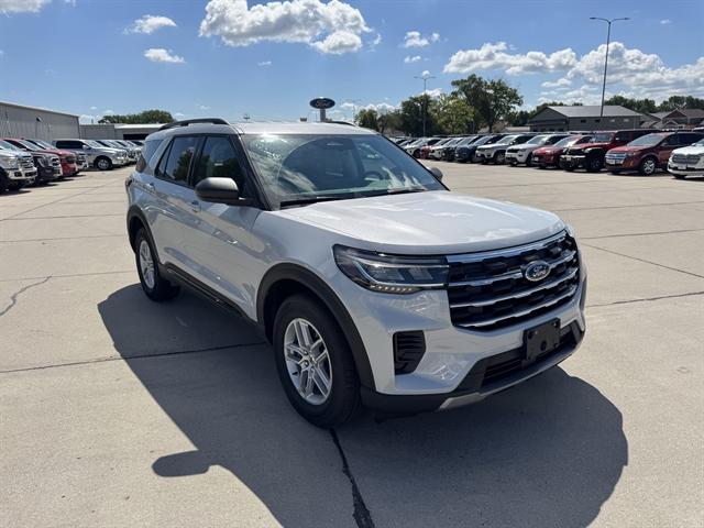 New 2026 Ford Explorer Active w-200A Pkg