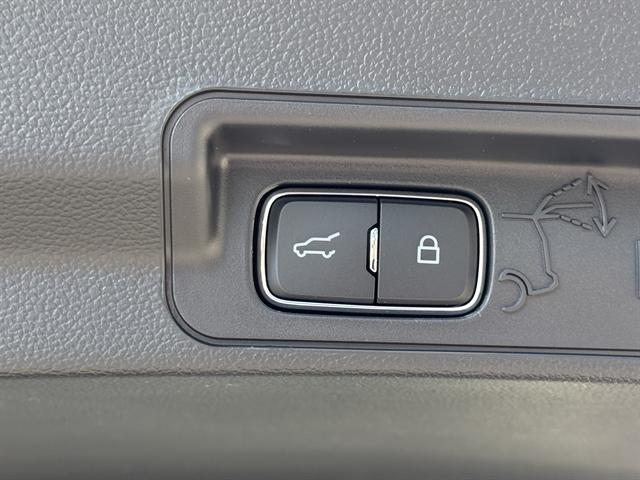 صورة مصغرة 22 لـ 2026 FORD EXPLORER ACTIVE W-200A PKG