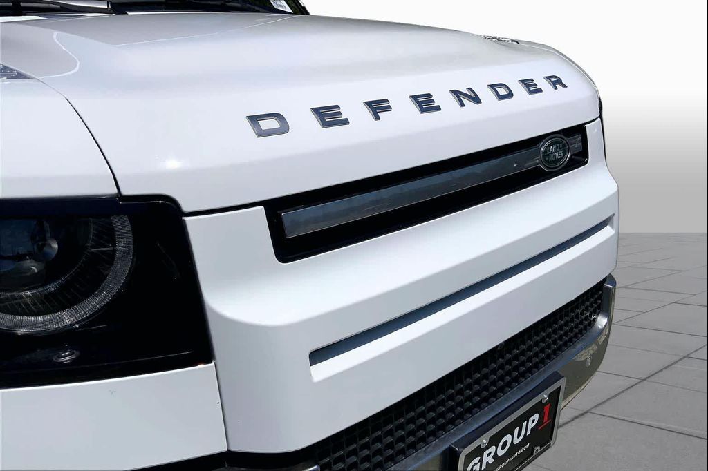 2023 LAND Rover DEFENDER 110 SE thumbnail 30