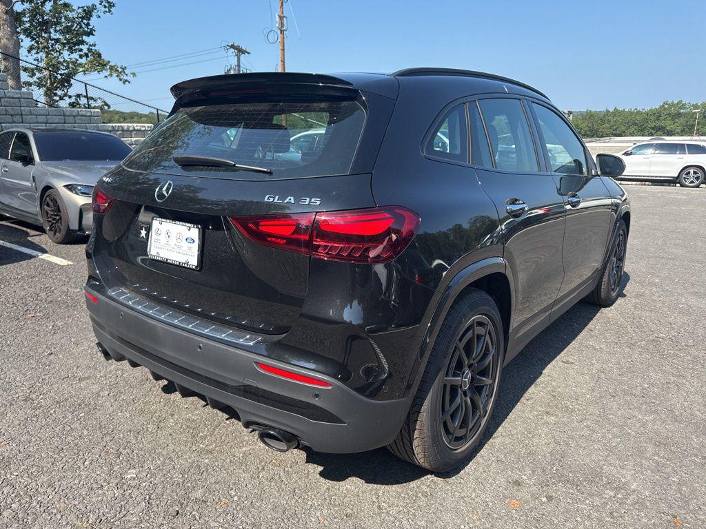 MERCEDES-BENZ GLA-CLASS AMG - 9