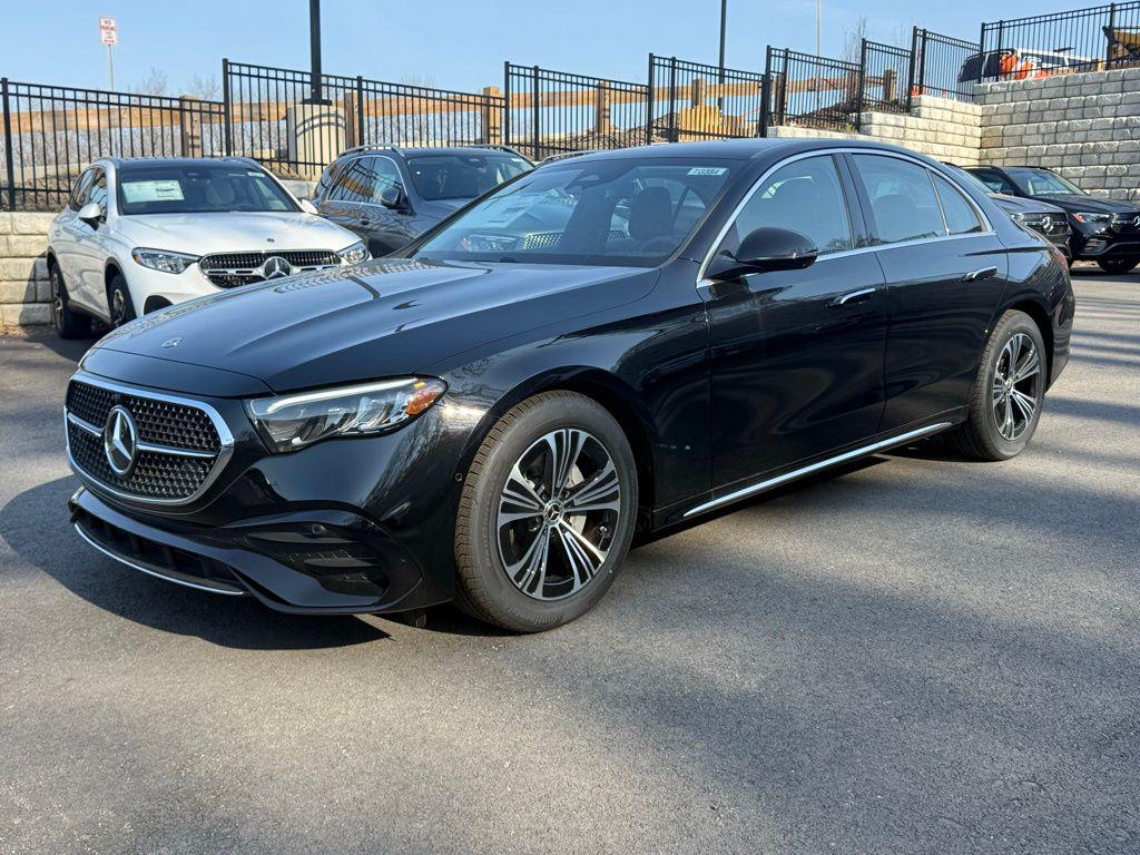 MERCEDES-BENZ E-CLASS - 3