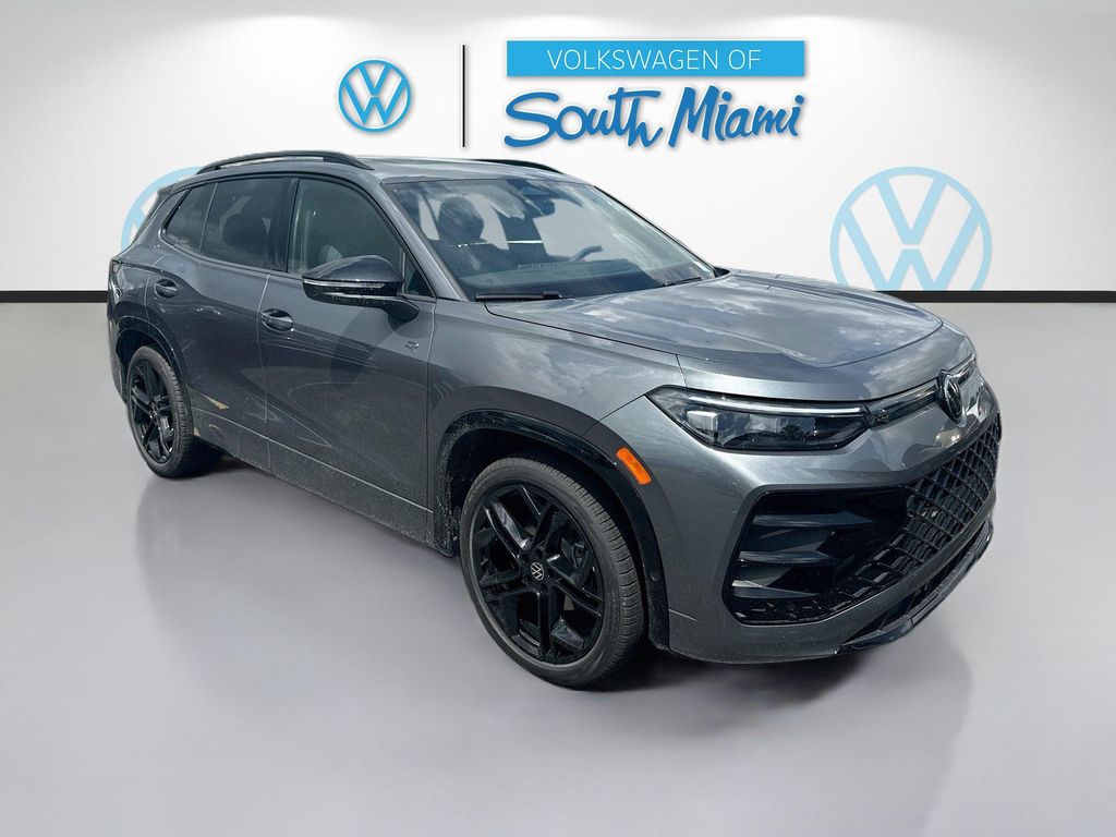 New 2026 Volkswagen Tiguan 2.0T SE R-Line Black