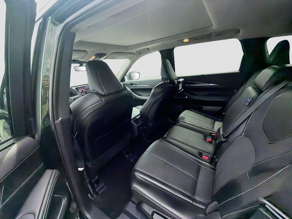2026 Infiniti QX60 LUXE FWD — миниатюра 25