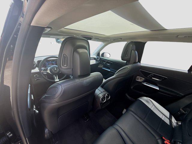 صورة مصغرة 25 لـ 2023 Mercedes-BENZ GLC