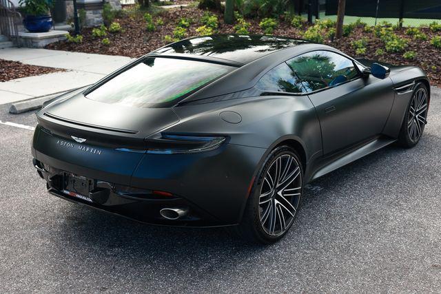 2024 Aston Martin DB12 COUPE — фото 15