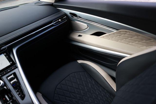 2024 Aston Martin DB12 COUPE — фото 29