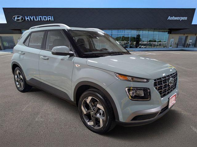 New 2026 Hyundai VENUE SEL