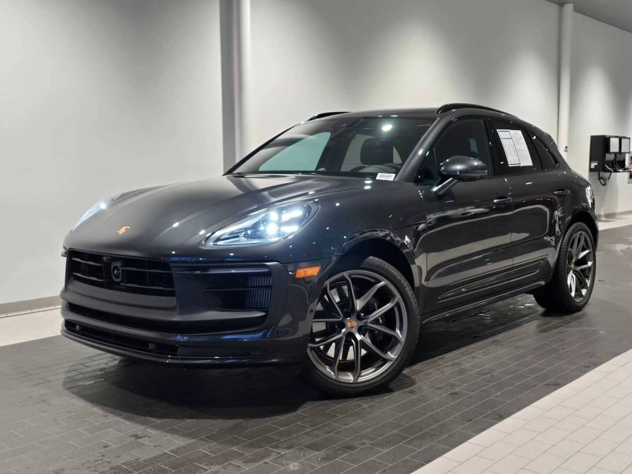 صورة 1 لـ 2026 Porsche MACAN