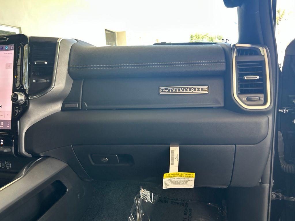 2026 RAM 1500 LARAMIE — миниатюра 27