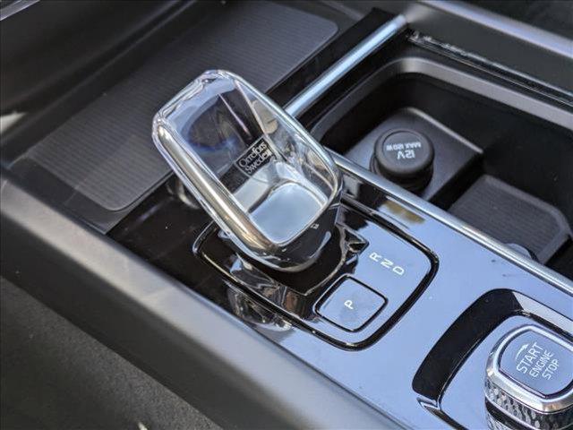 صورة مصغرة 12 لـ 2026 Volvo XC60 B5 PLUS