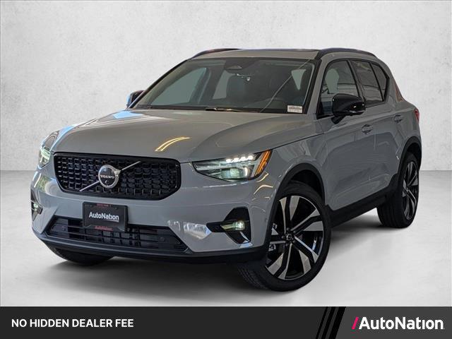 New 2026 Volvo XC40 Ultra, B5 AWD Gas (mild hybrid), Dark