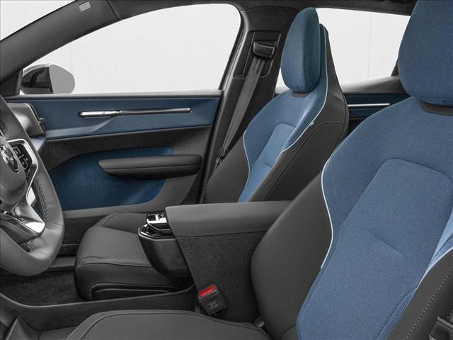 صورة 6 لـ 2026 Volvo EX30 PLUS, SINGLE MOTOR, FULY ELECTRIC