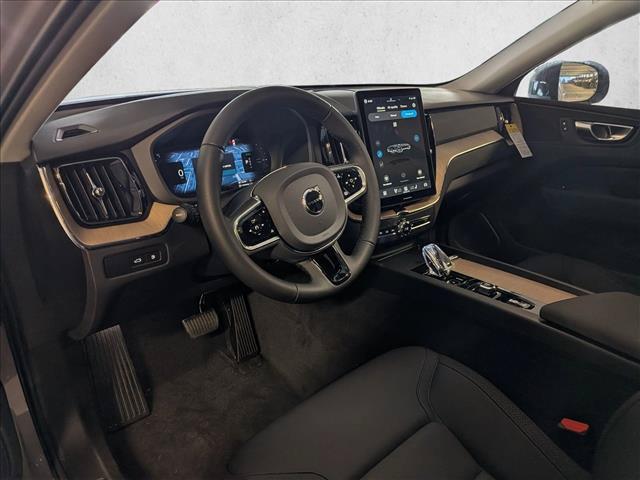 2026 Volvo XC60 PLUG-IN HYBRID PLUS, T8 AWD ELECTRIC/GASOLINE — фото 3