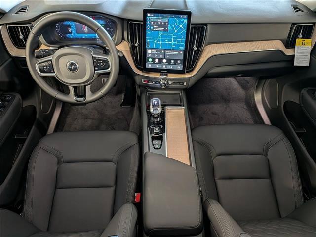 2026 Volvo XC60 PLUG-IN HYBRID PLUS, T8 AWD ELECTRIC/GASOLINE — миниатюра 16