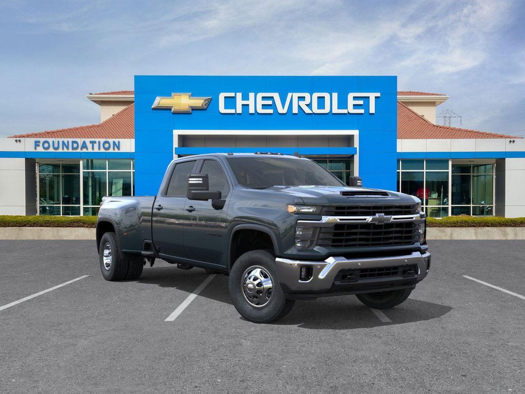 New 2026 Chevrolet Silverado 3500 LT