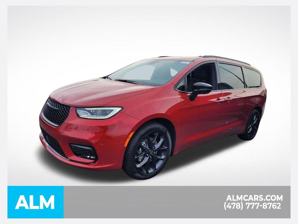 New 2026 Chrysler Pacifica Limited