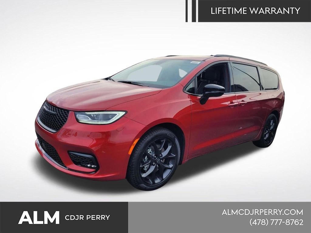 New 2026 Chrysler Pacifica Limited