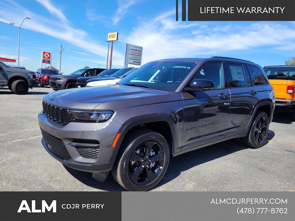 New 2025 Jeep Grand Cherokee Altitude