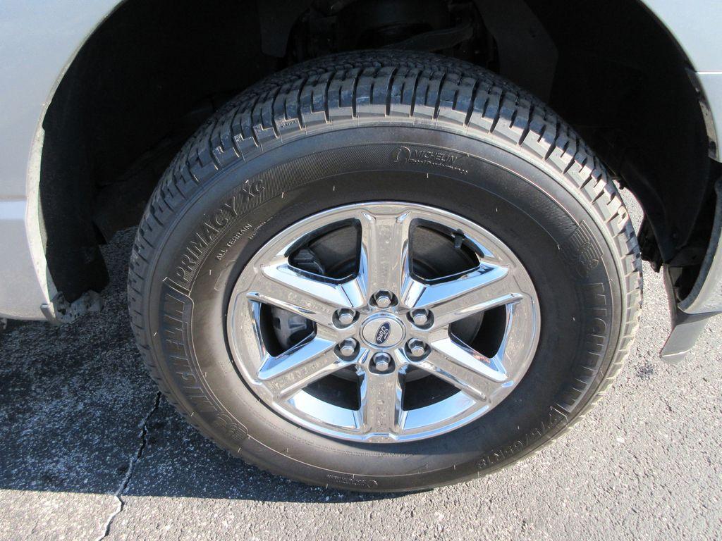 FORD F-150 XLT - 9