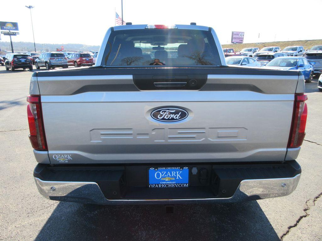 FORD F-150 XLT - 4