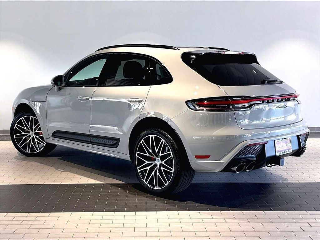 2026 Porsche MACAN 缩略图 3