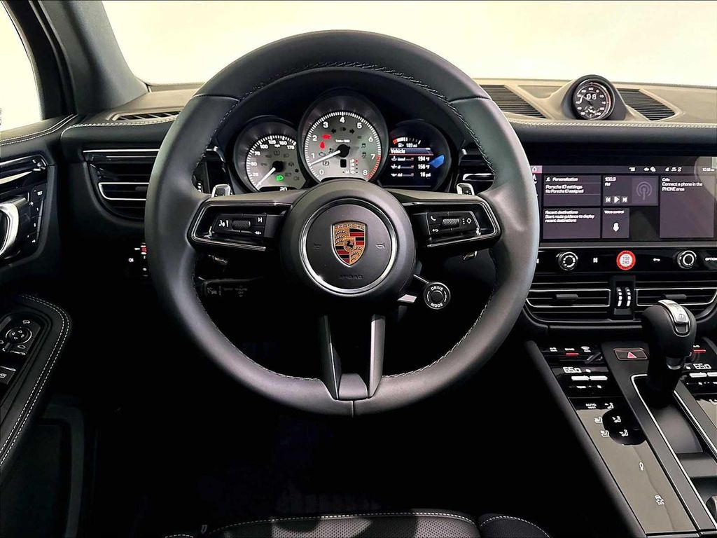 2026 Porsche MACAN 缩略图 13