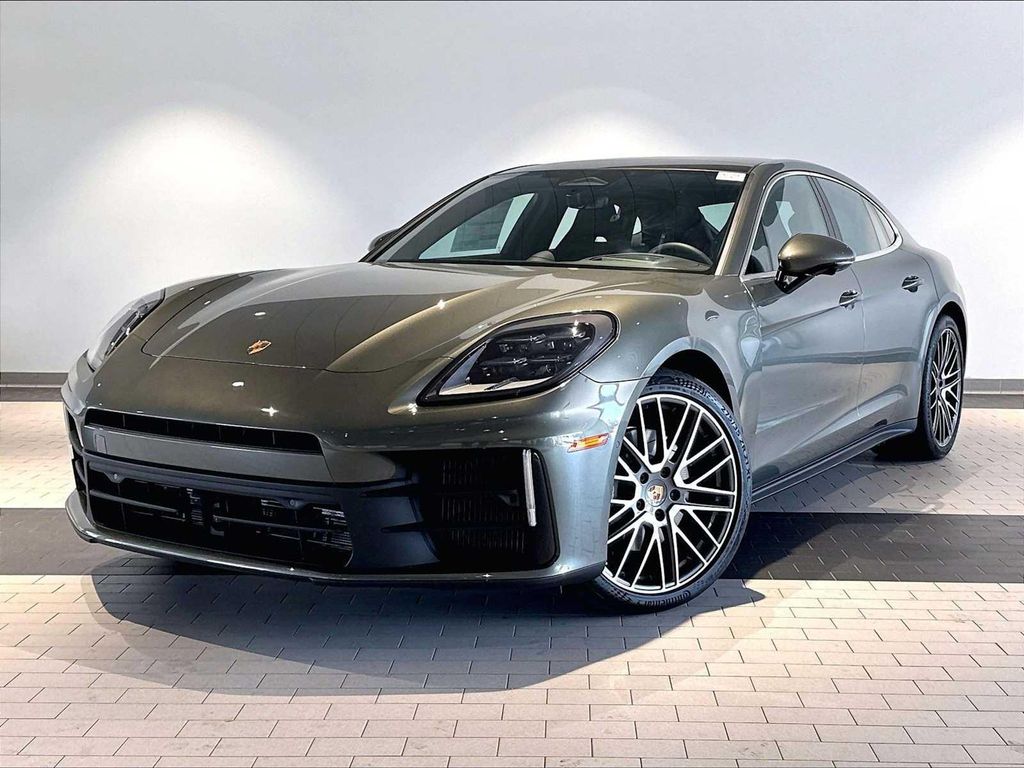 New 2026 Porsche Panamera 4