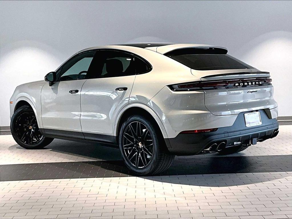 2026 Porsche CAYENNE — фото 3