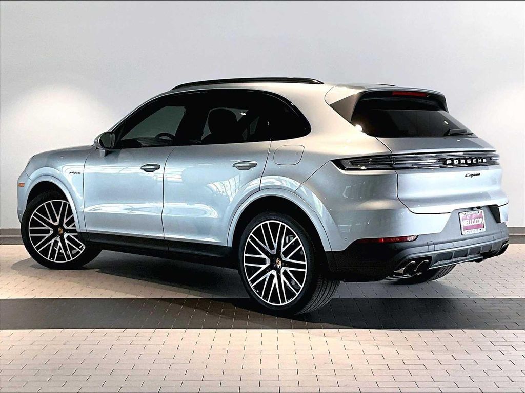 2026 Porsche CAYENNE CAYENNE E-HYBRID 照片 3