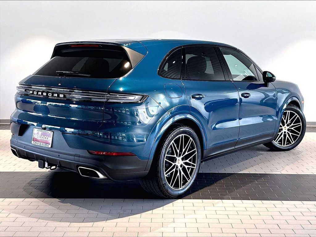 صورة 7 لـ 2026 Porsche CAYENNE