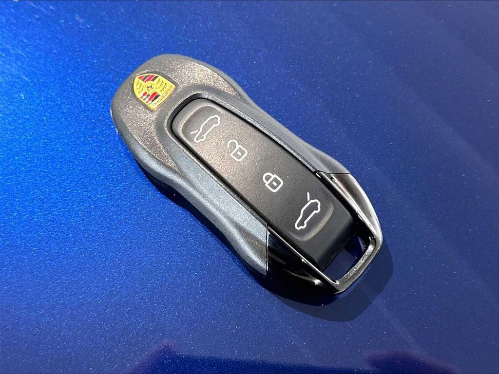 2026 Porsche MACAN MACAN ELECTRIC 4 缩略图 32