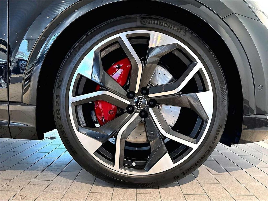 2024 AUDI RS Q8 4.0T thumbnail 11