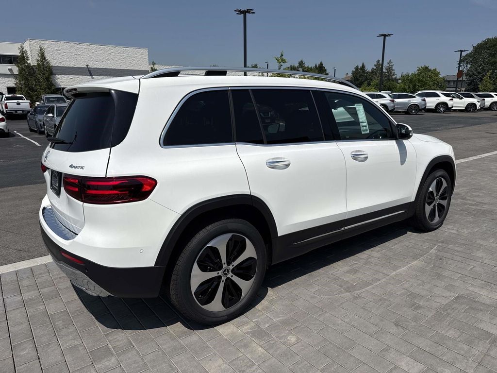 صورة 7 لـ 2026 Mercedes-BENZ GLB