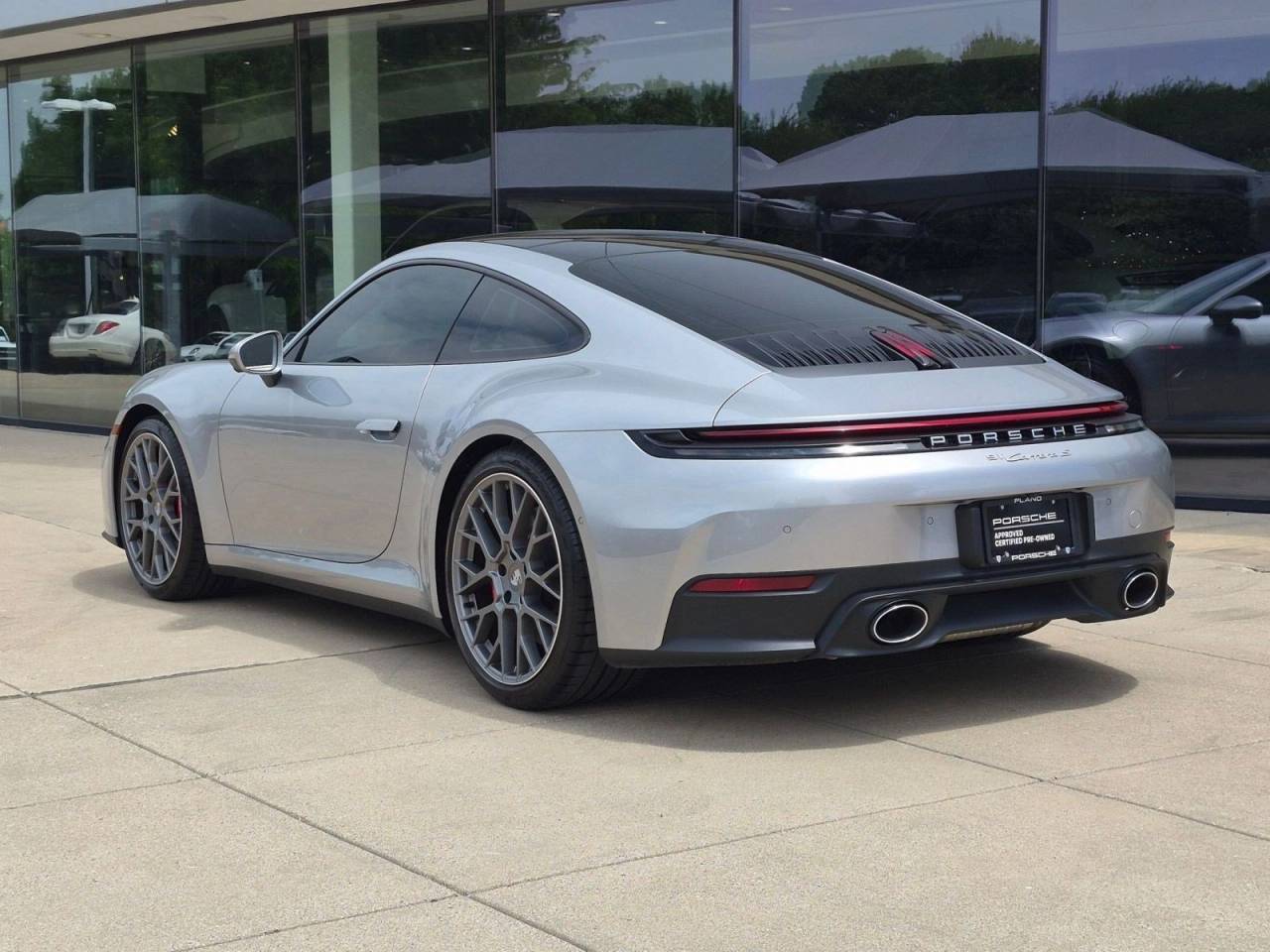 2025 Porsche 911 — фото 3