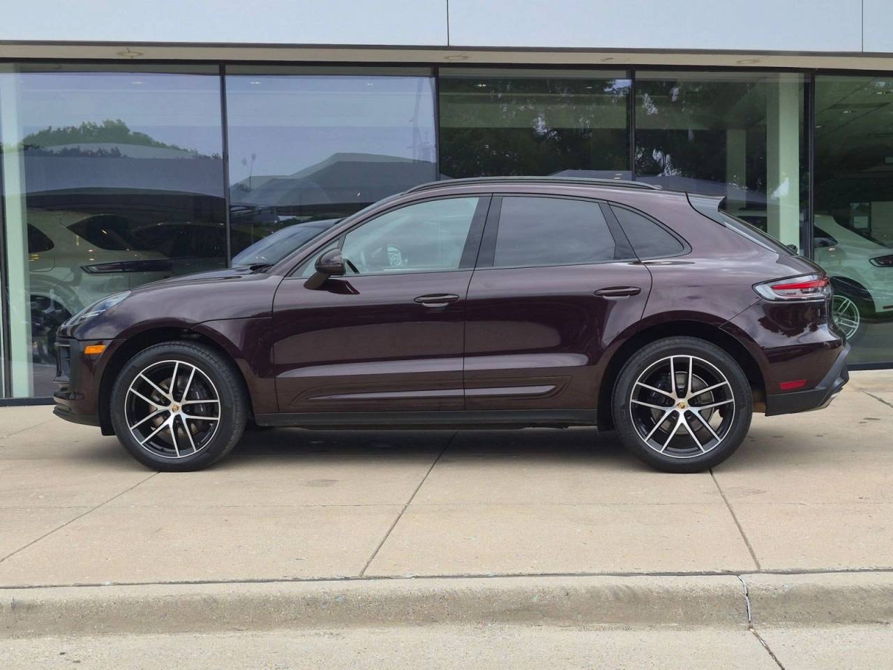 2024 Porsche MACAN 缩略图 2