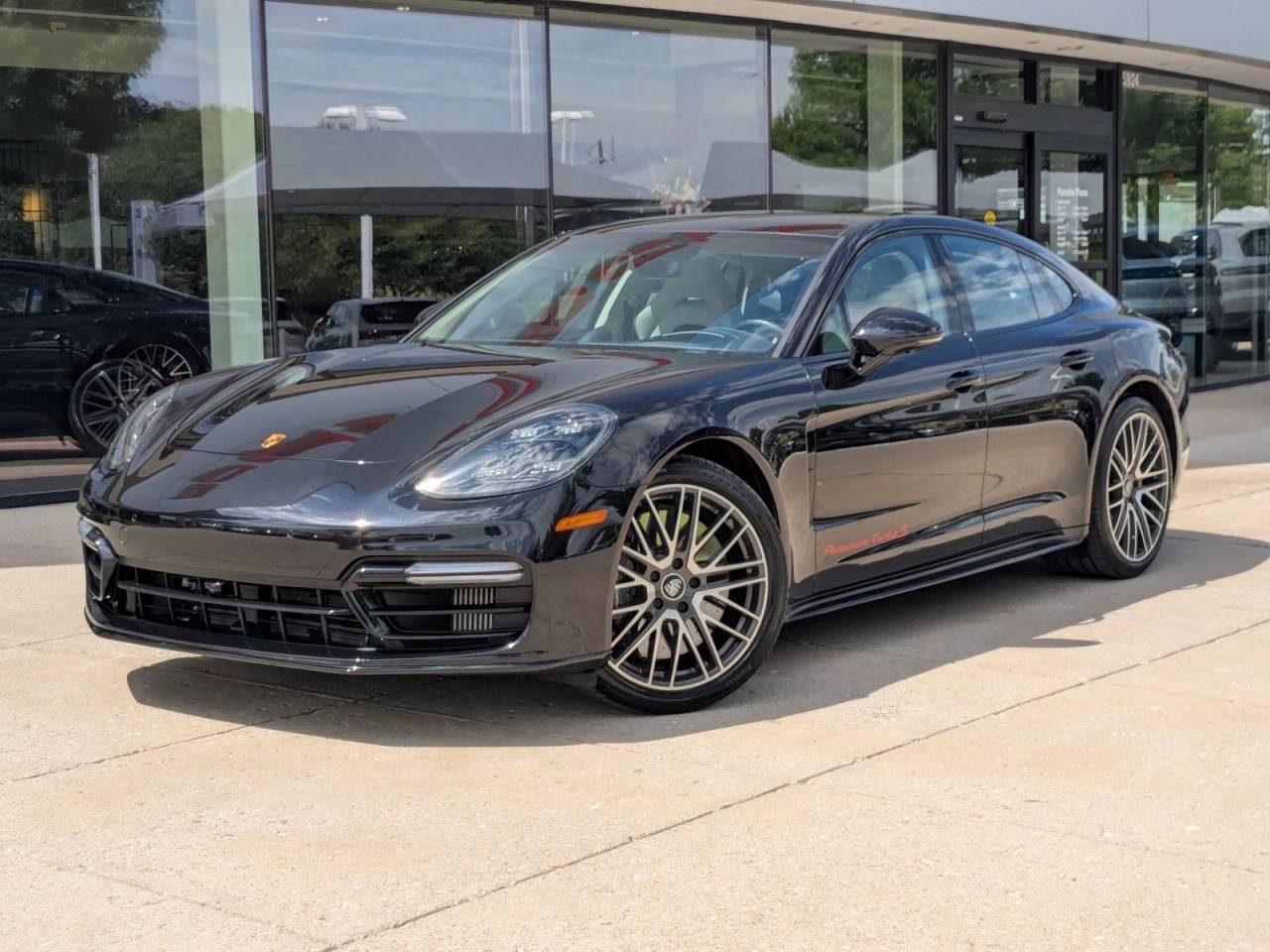 2022 Porsche Panamera
