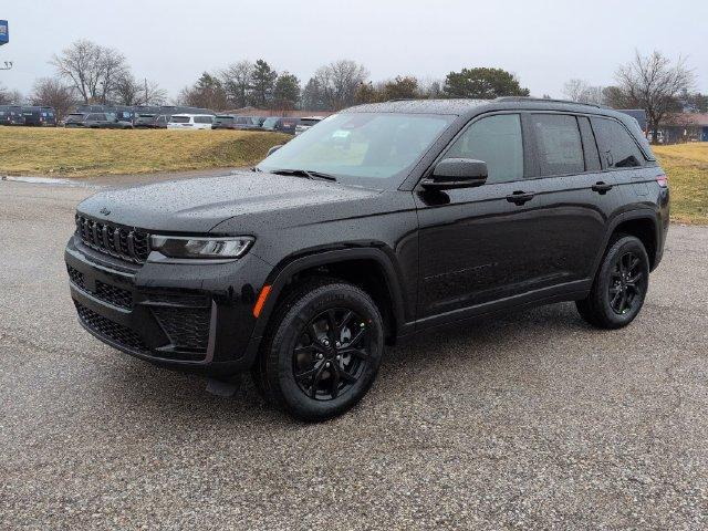 New 2026 Jeep Grand Cherokee Laredo