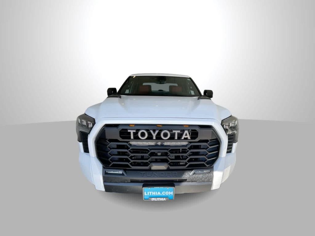 TOYOTA TUNDRA - 3