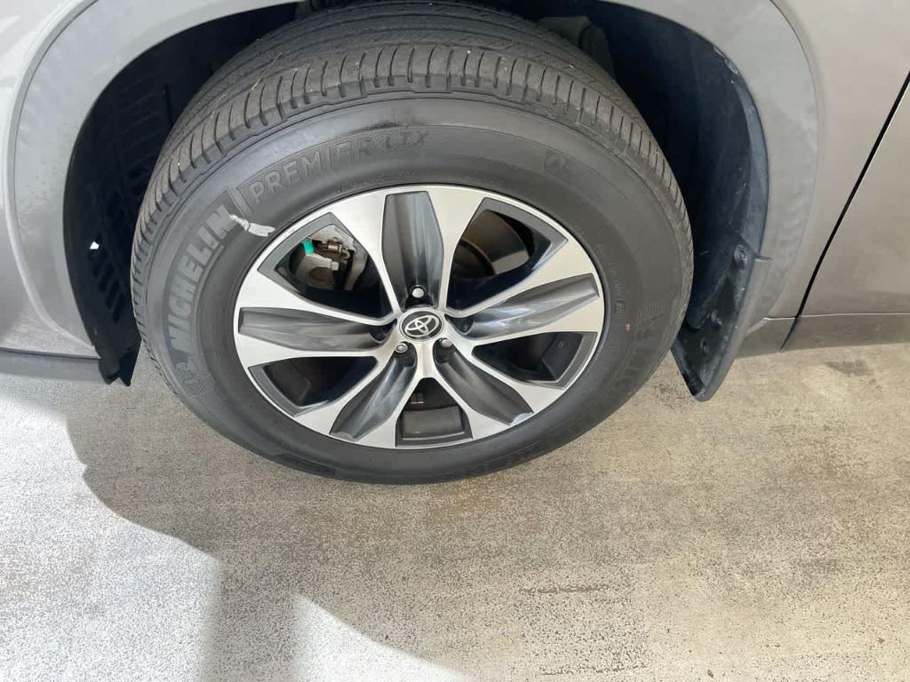 TOYOTA HIGHLANDER - 10