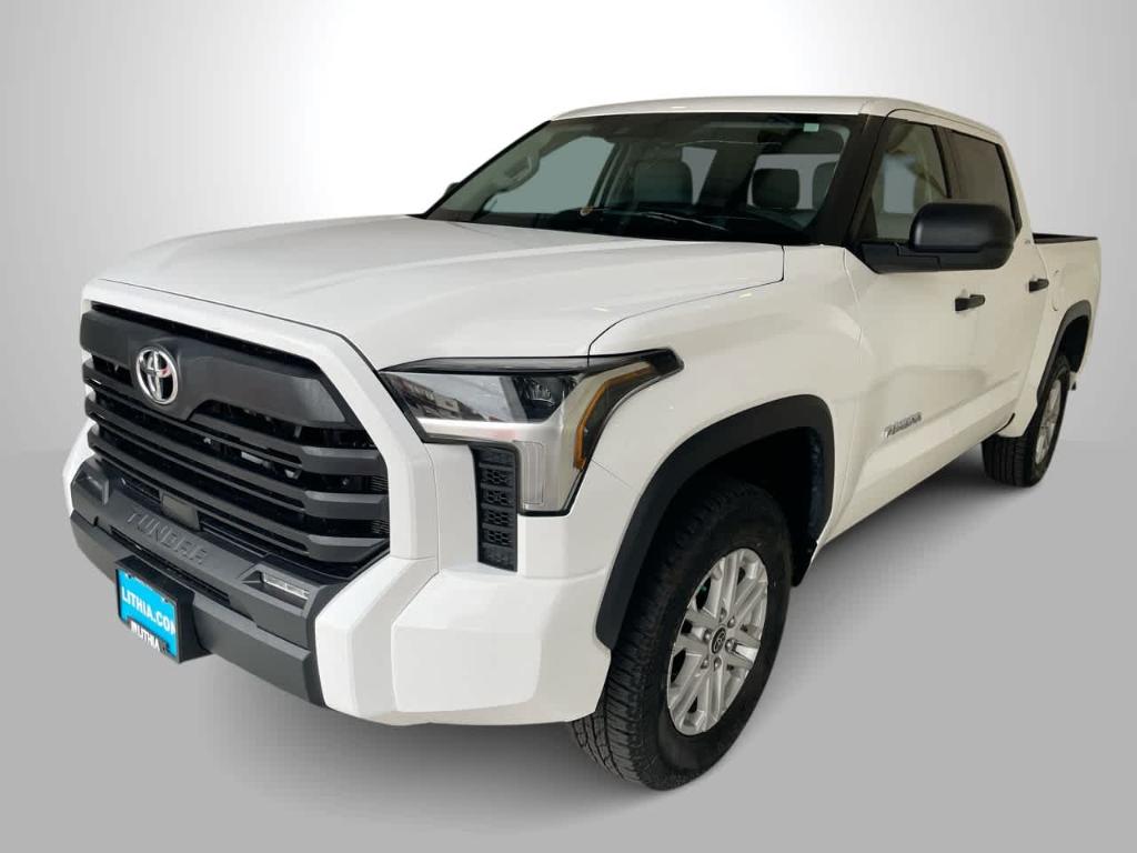 TOYOTA TUNDRA - 1