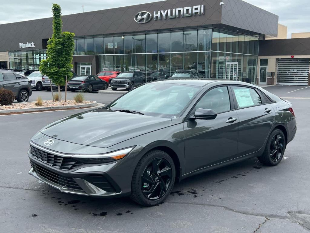 New 2026 Hyundai ELANTRA SEL Sport