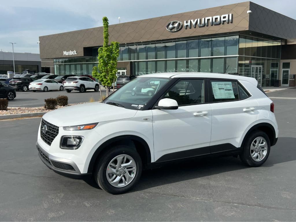 New 2026 Hyundai VENUE SE