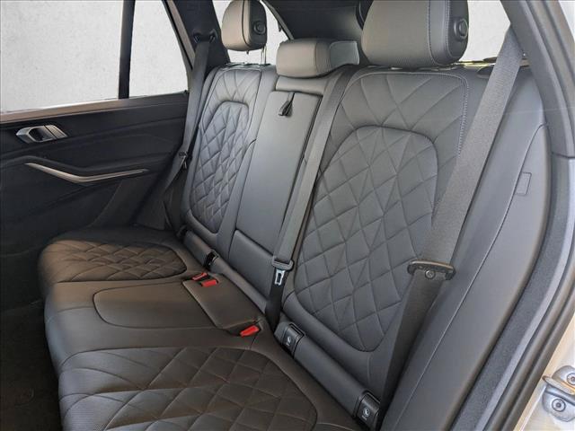صورة مصغرة 21 لـ 2025 BMW X5 SDRIVE40I