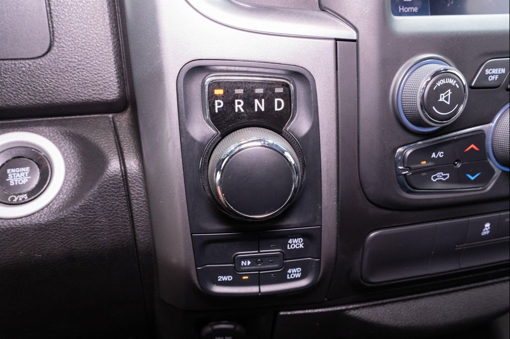 صورة مصغرة 23 لـ 2022 RAM 1500 CLASSIC SLT