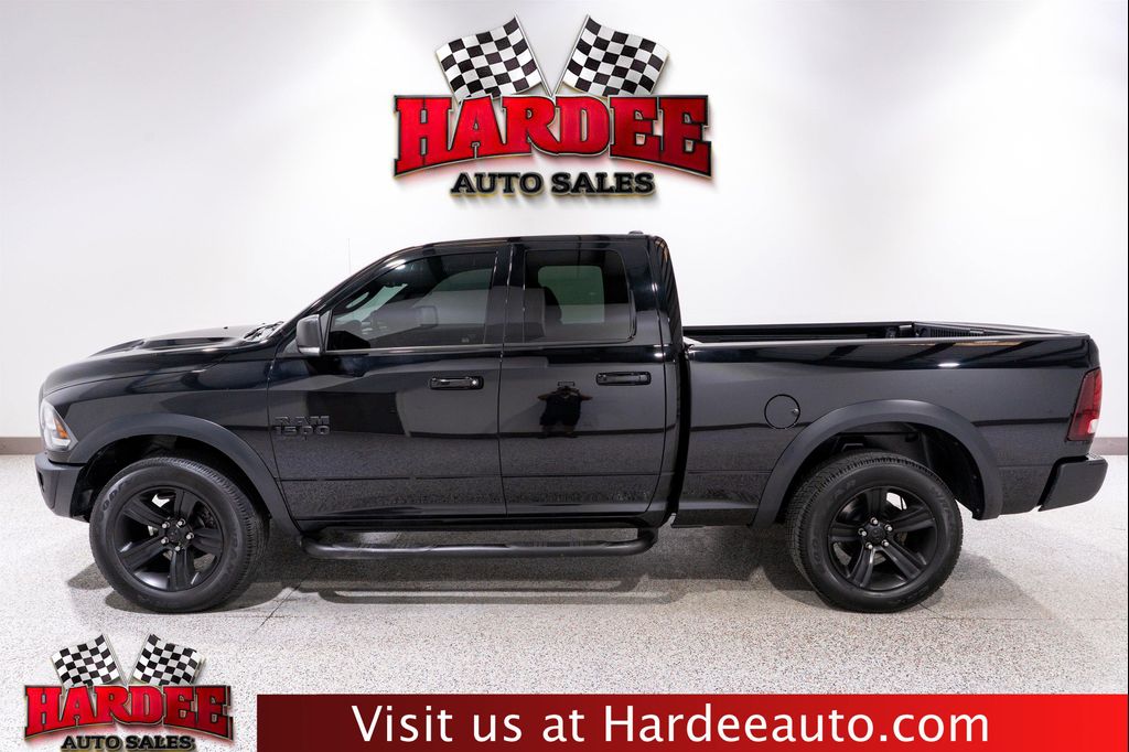 2022 RAM 1500 CLASSIC SLT — фото 1