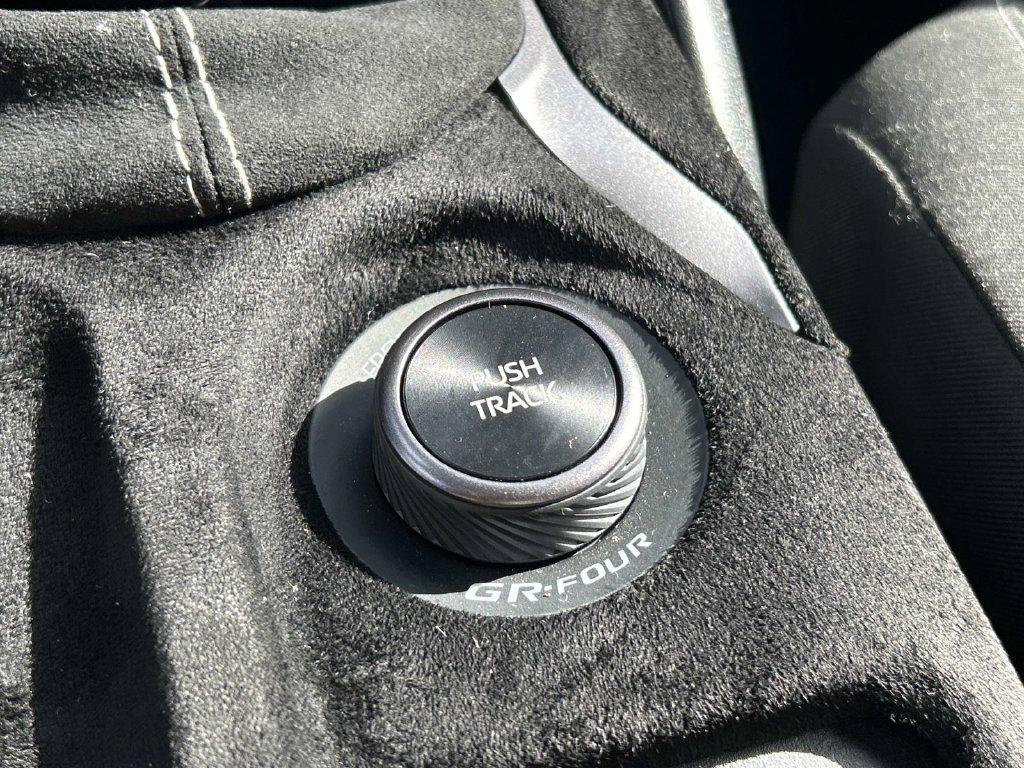 2023 Toyota GR COROLLA CORE 缩略图 31