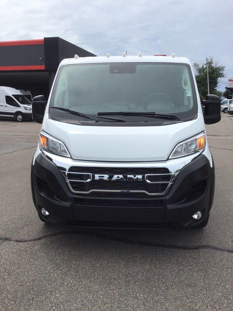 2025 RAM PROMASTER 2500 TRADESMAN photo 2