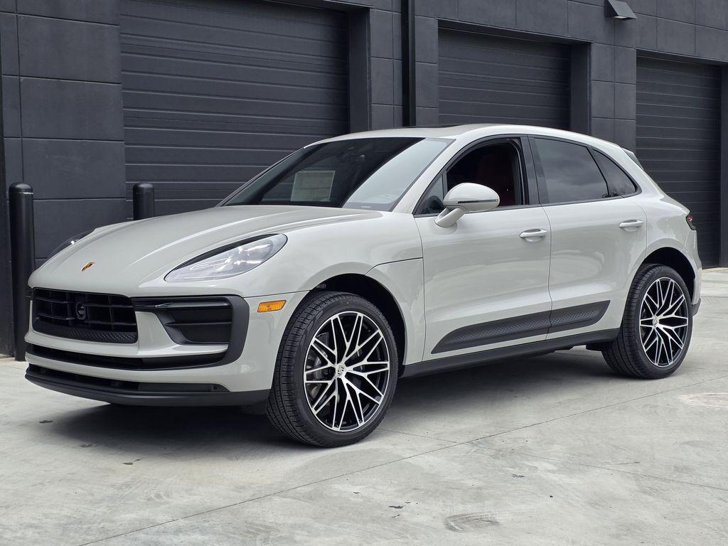 New 2026 Porsche Macan Base