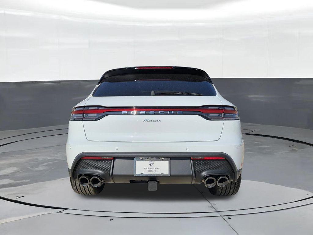 2025 Porsche MACAN — фото 10